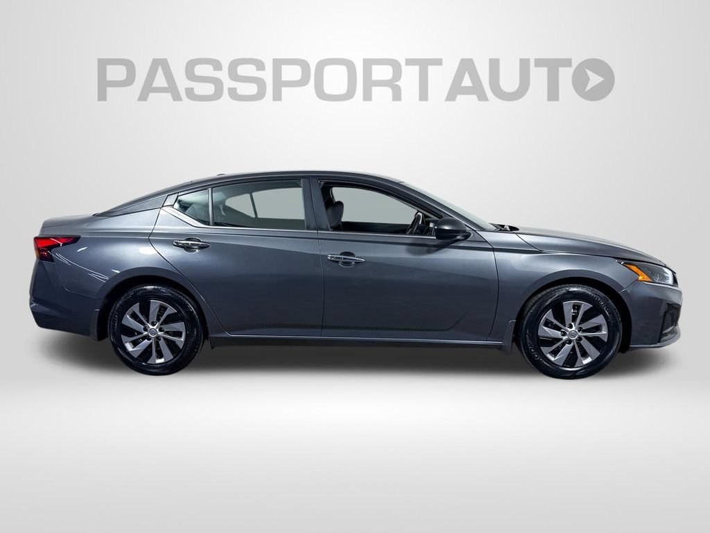 Certified 2025 Nissan Altima 2.5 S FWD image 10