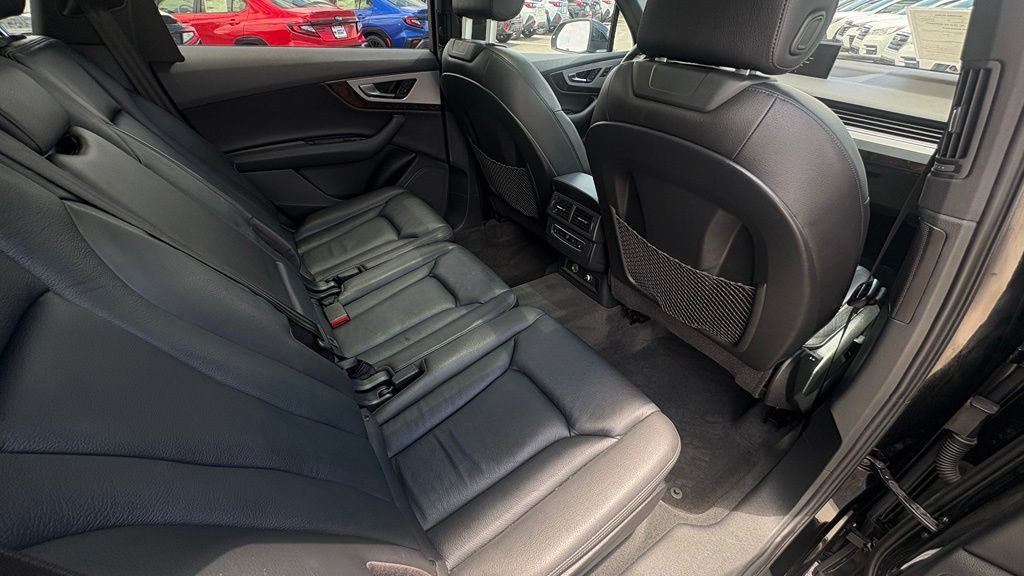 Used 2019 Audi Q7 2.0T Premium w/ Convenience Package AWD/4WD image 23
