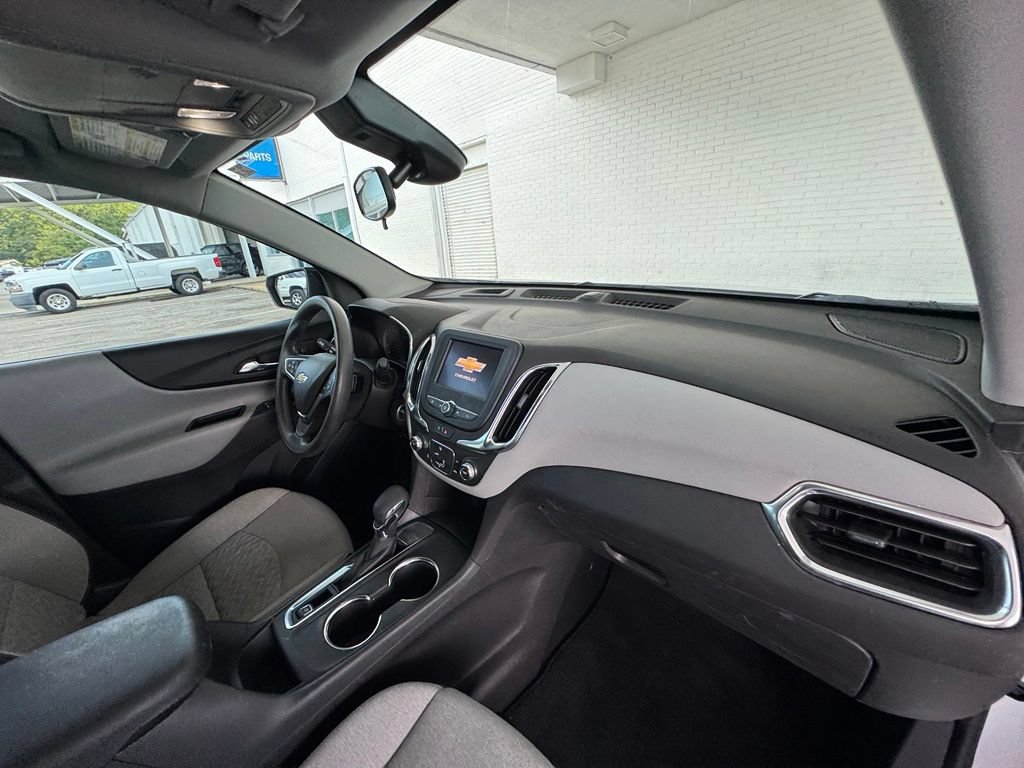 Used 2024 Chevrolet Equinox LS w/ Sport Edition FWD image 17