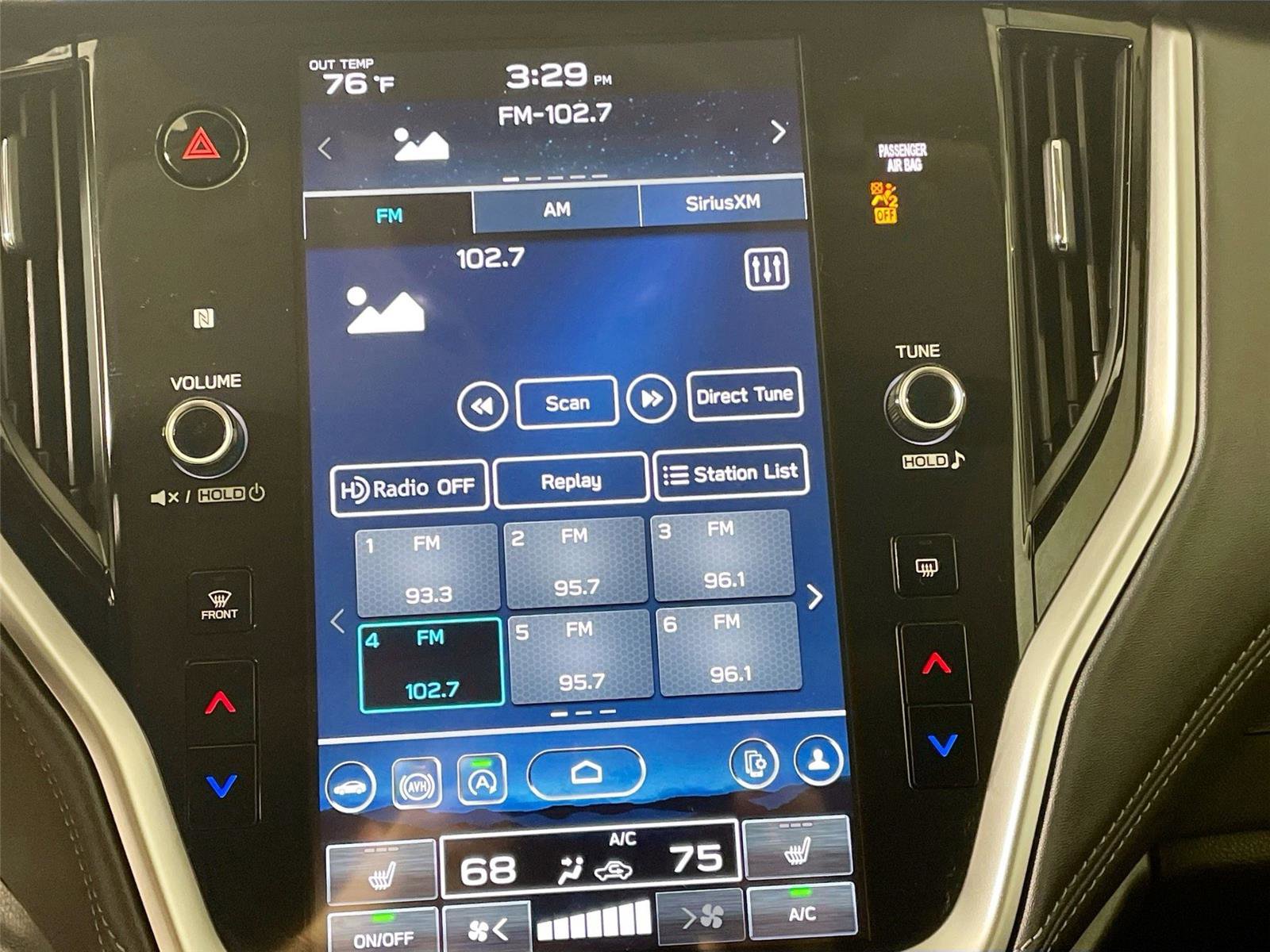 Used 2025 Subaru Outback Premium image 7