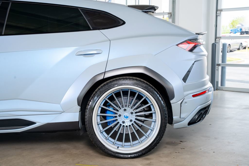 Used 2022 Lamborghini Urus image 25