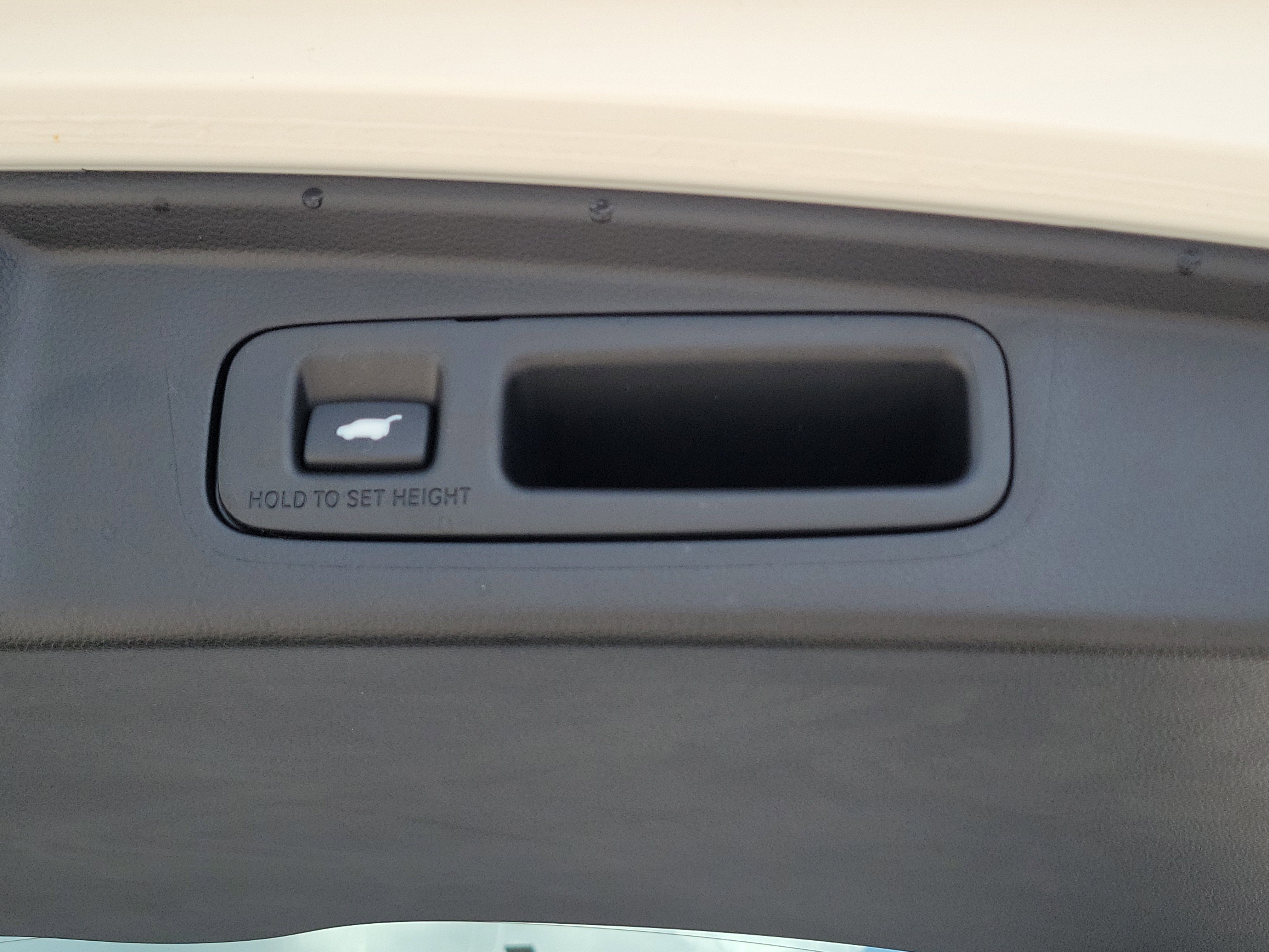 Used 2024 Honda CR-V EX-L image 11