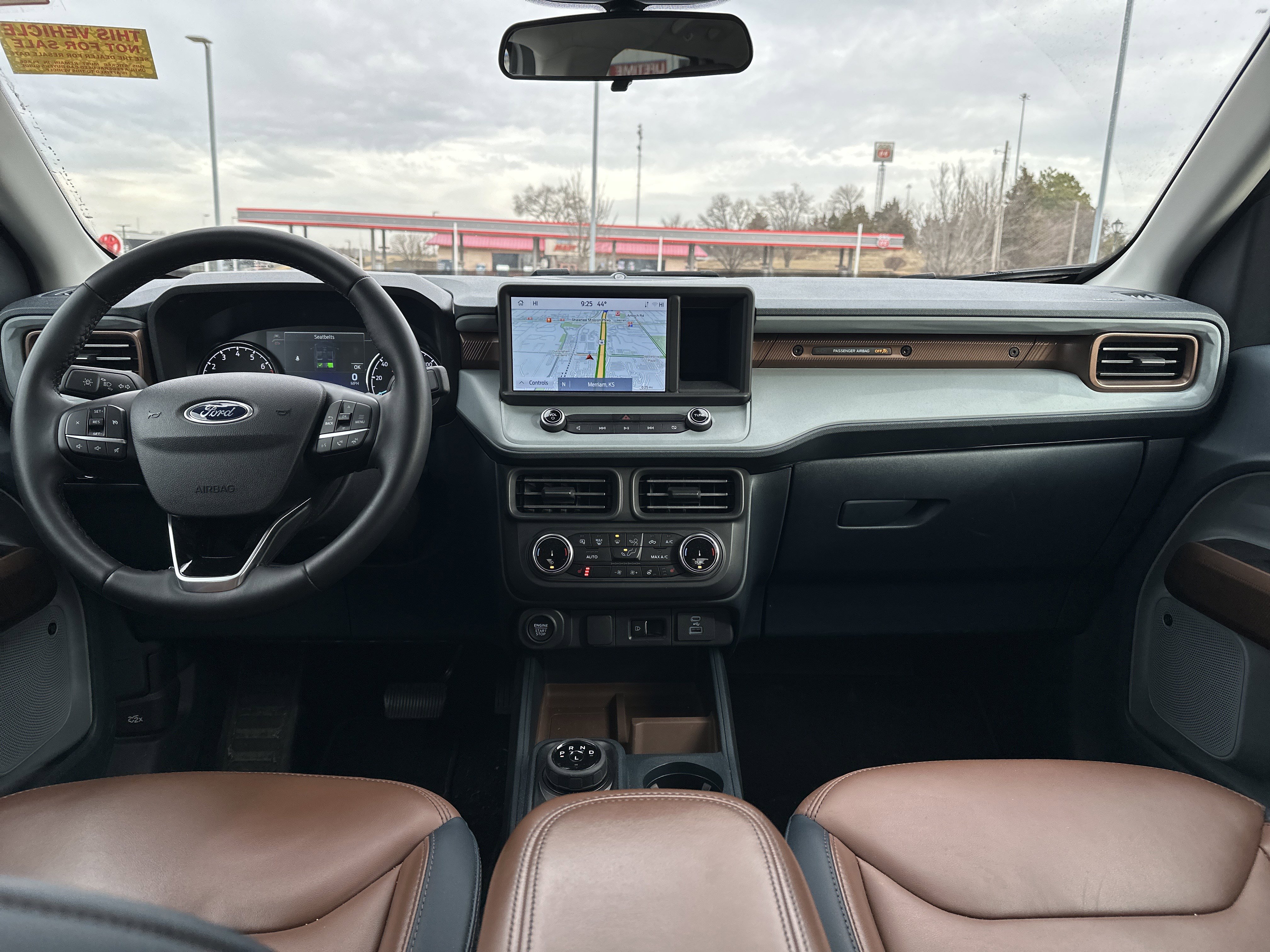 Used 2023 Ford Maverick Lariat w/ Lariat Luxury Package image 22