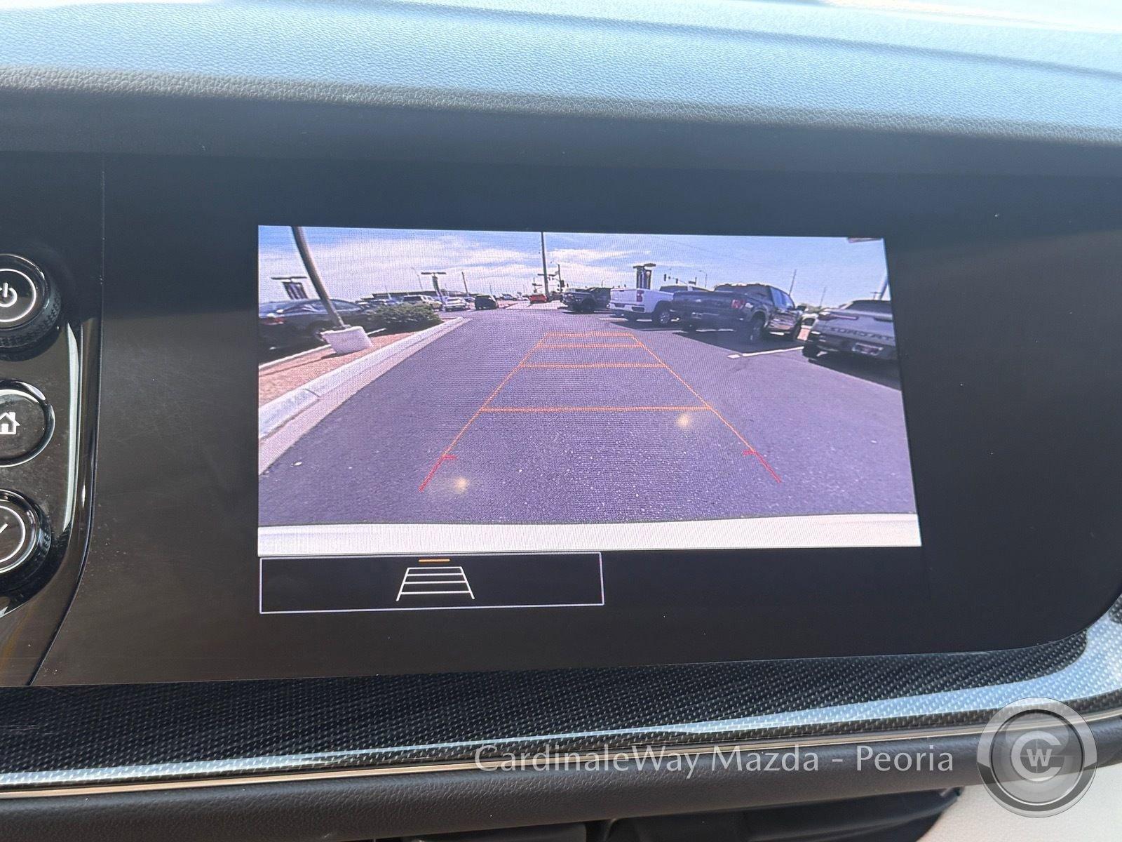 Used 2023 Buick Envision Preferred image 22