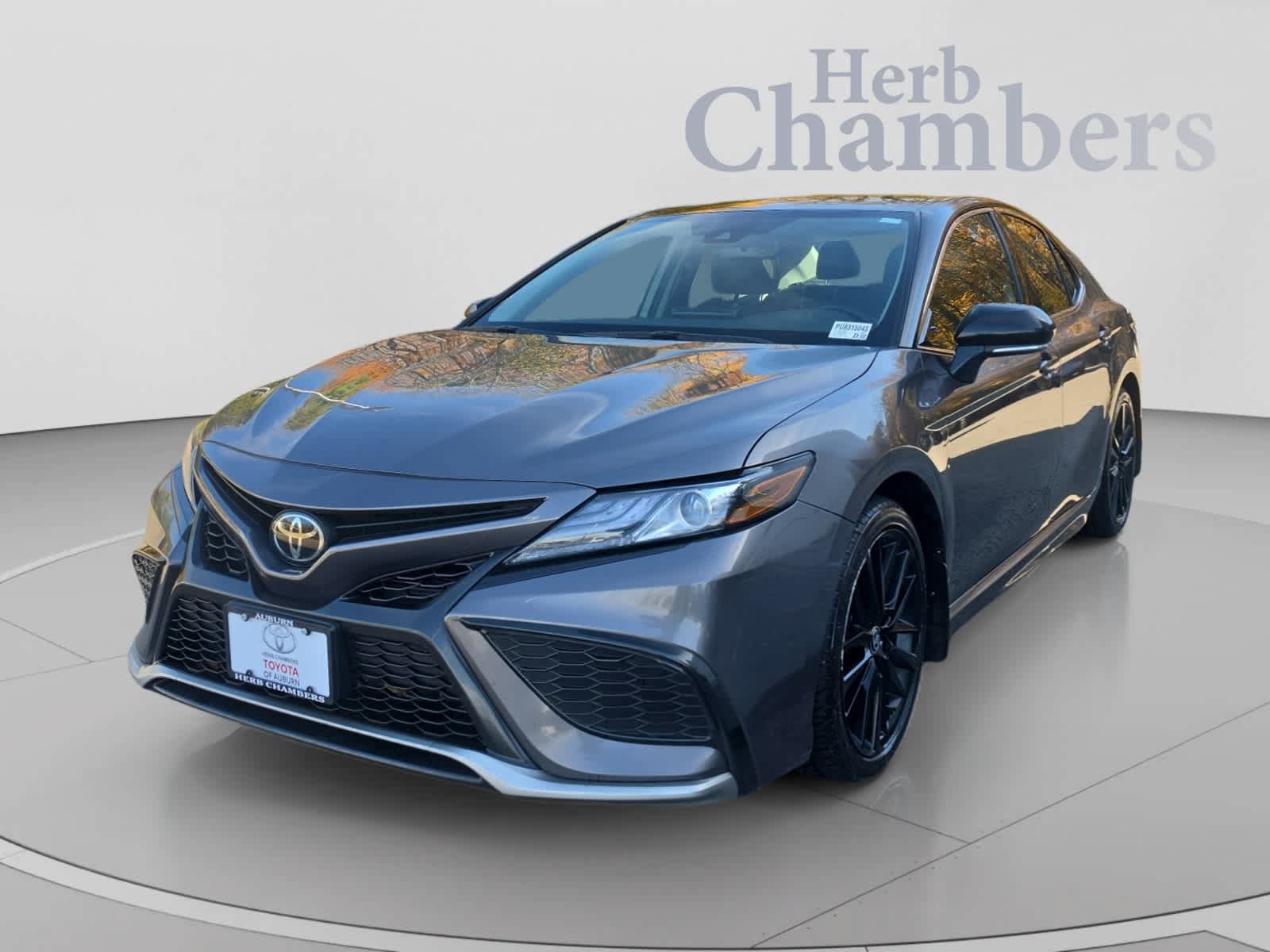 Used 2023 Toyota Camry XSE FWD image 11