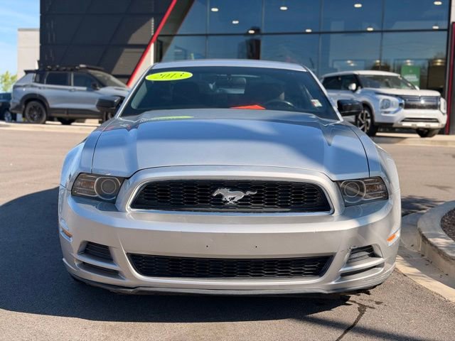 Used 2013 Ford Mustang Coupe image 6