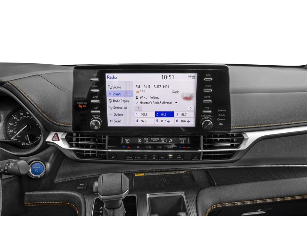 New 2025 Toyota Sienna XLE Woodland Edition image 7