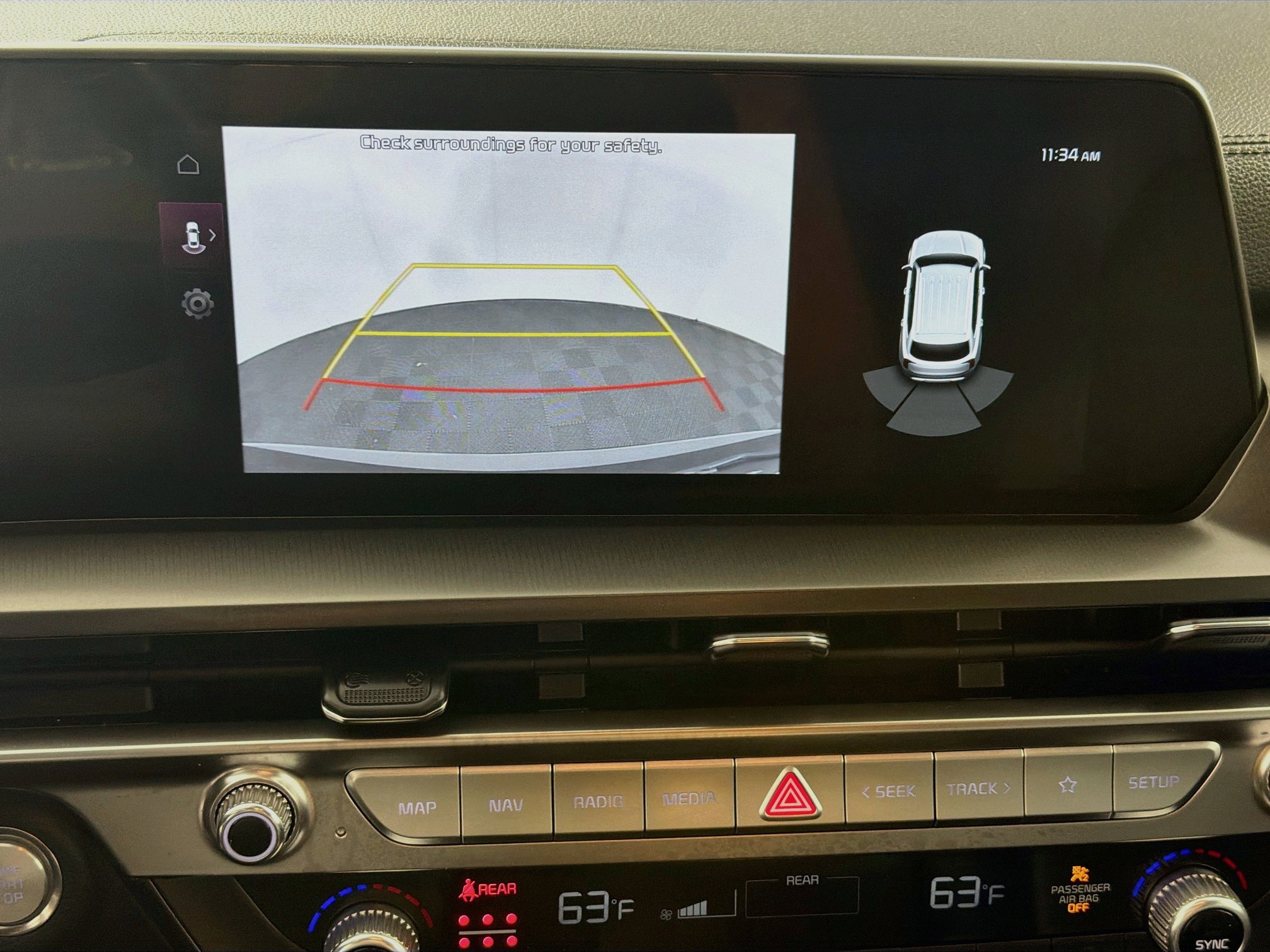 Used 2025 Kia Telluride LX FWD image 23