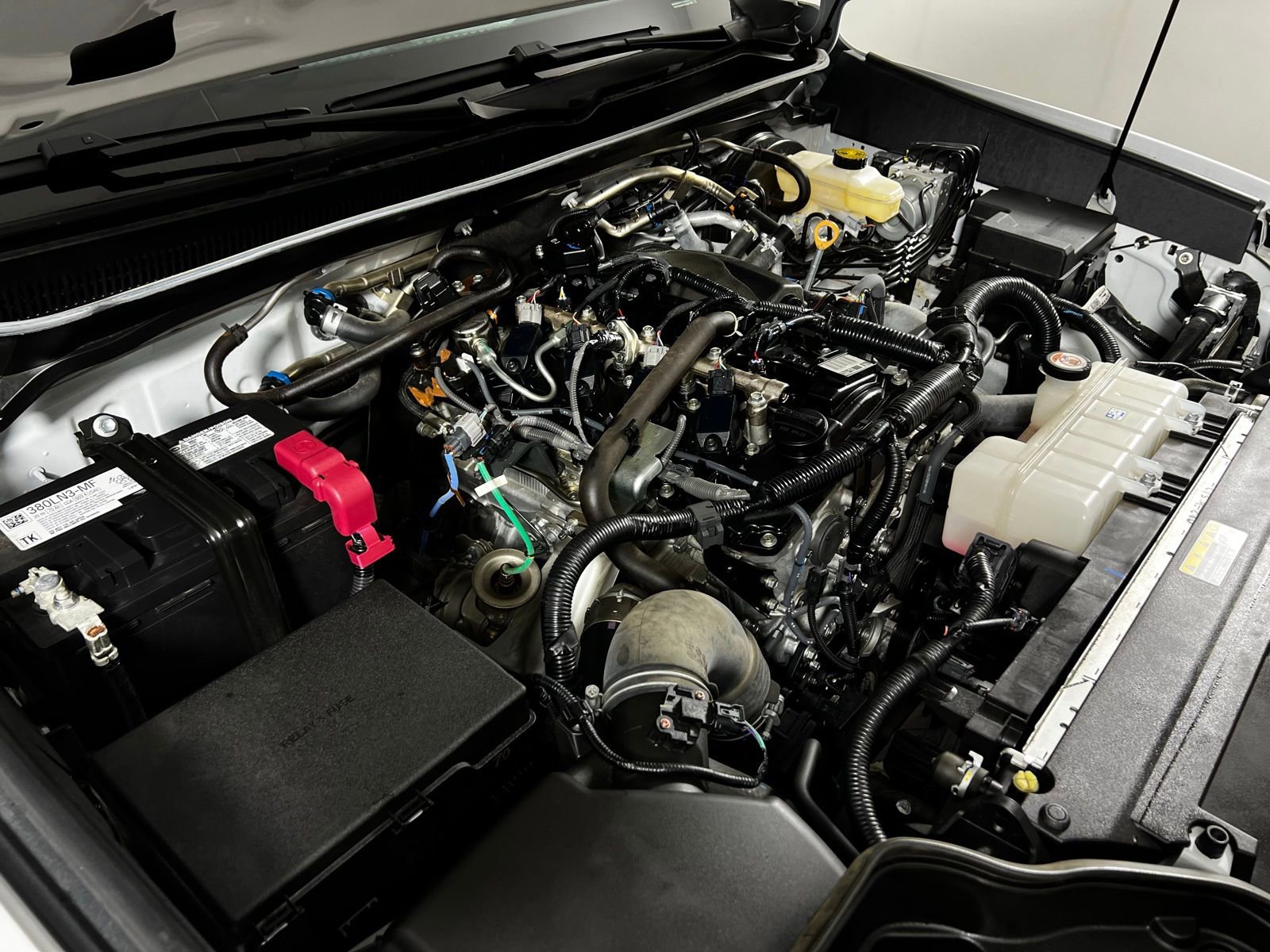 Certified 2024 Toyota Tacoma SR image 10