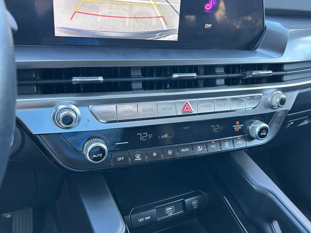 Used 2023 Kia Telluride LX FWD image 36