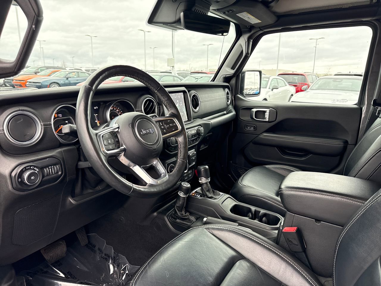 Used 2019 Jeep Wrangler Unlimited Sahara w/ Dual Top Group image 11