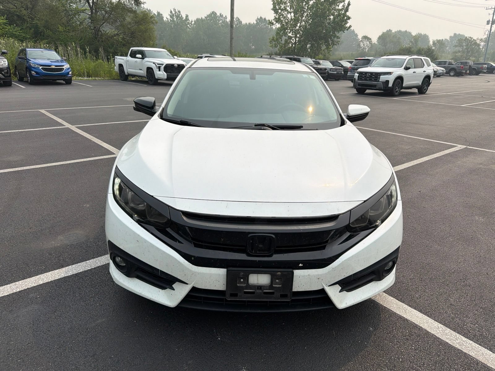 Used 2018 Honda Civic EX-L image 9