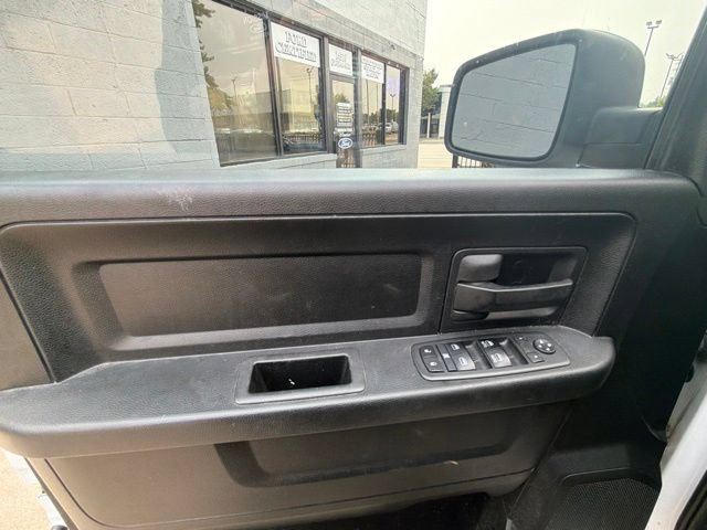 Used 2018 RAM 1500 Express w/ Express Value Package AWD/4WD image 14