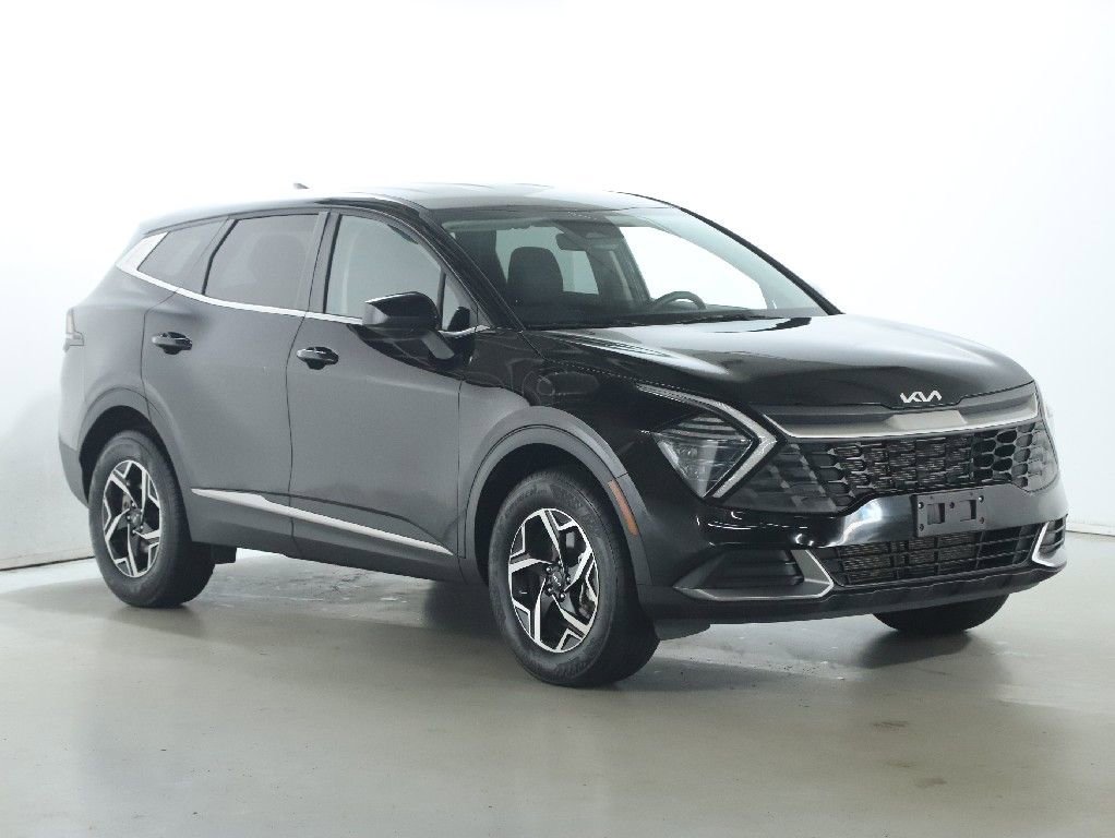 Used 2025 Kia Sportage LX