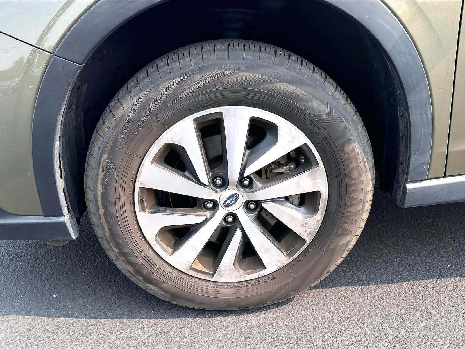 Used 2021 Subaru Outback Premium AWD/4WD image 32