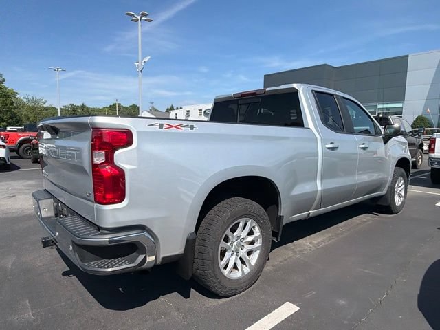 Used 2020 Chevrolet Silverado 1500 LT AWD/4WD image 9