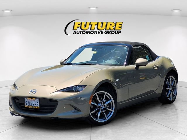 Used 2023 MAZDA MX-5 Miata Grand Touring w/ Weather Package RWD image 3