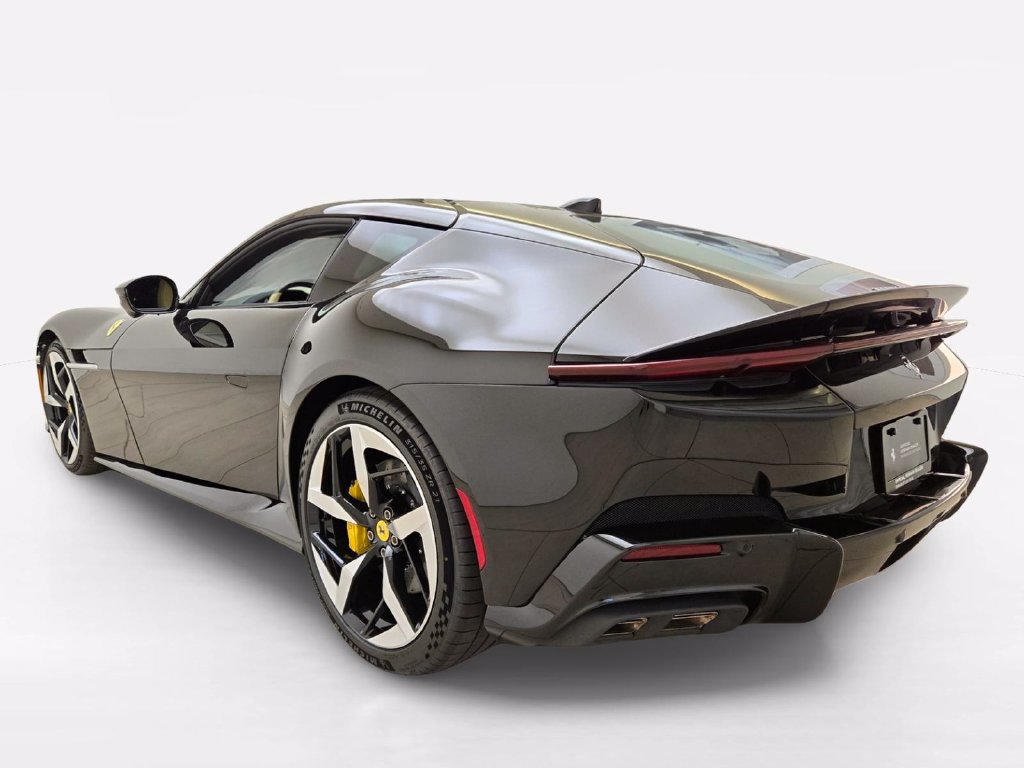 Used 2025 Ferrari 12Cilindri RWD image 9