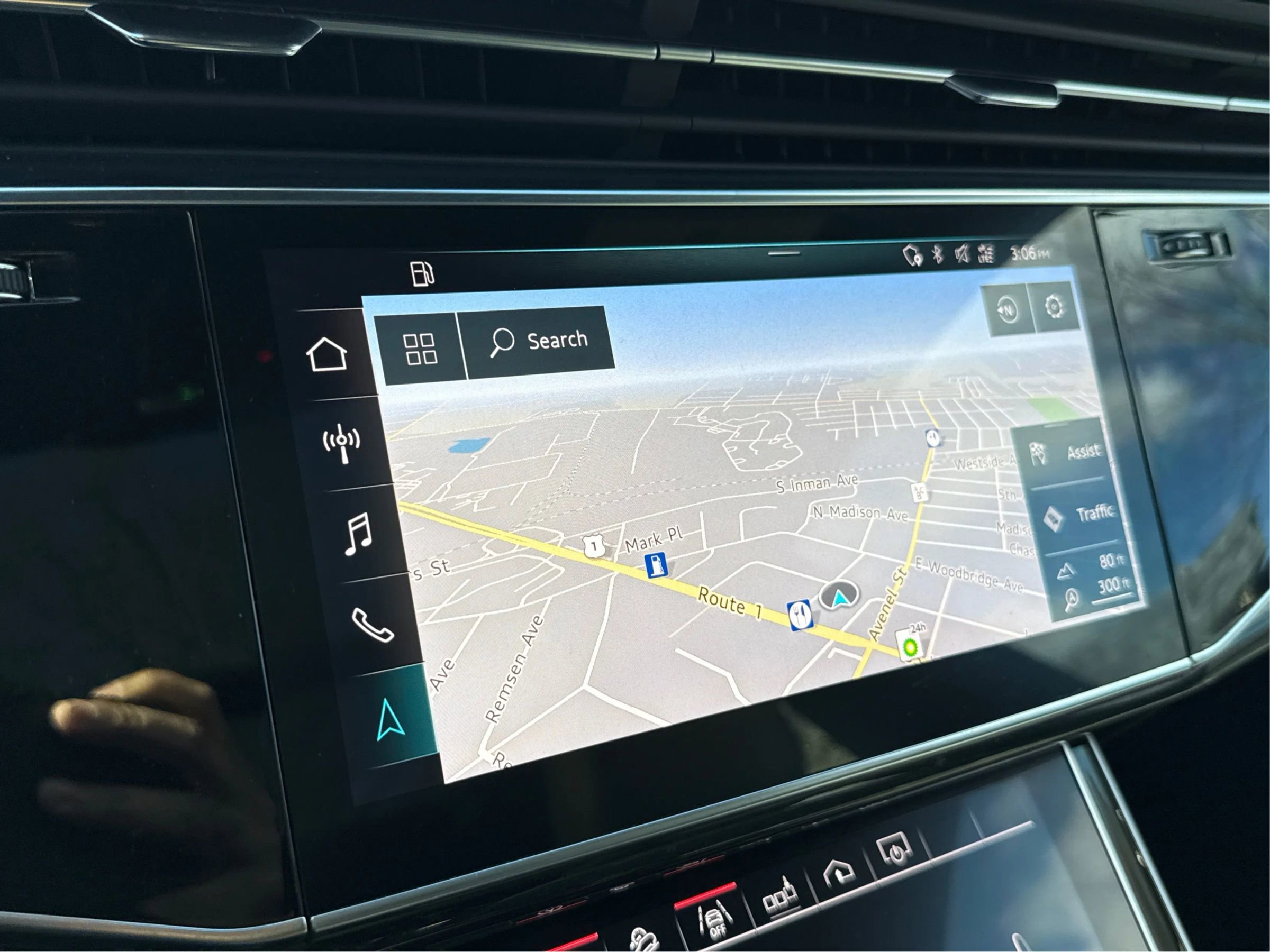 Used 2019 Audi Q8 Premium Plus image 31