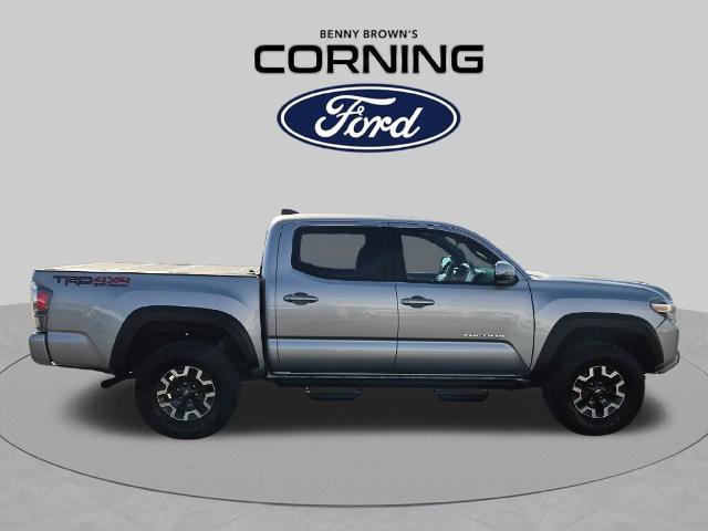 Used 2020 Toyota Tacoma TRD Off-Road w/ TRD Premium Off Road Package AWD/4WD image 6