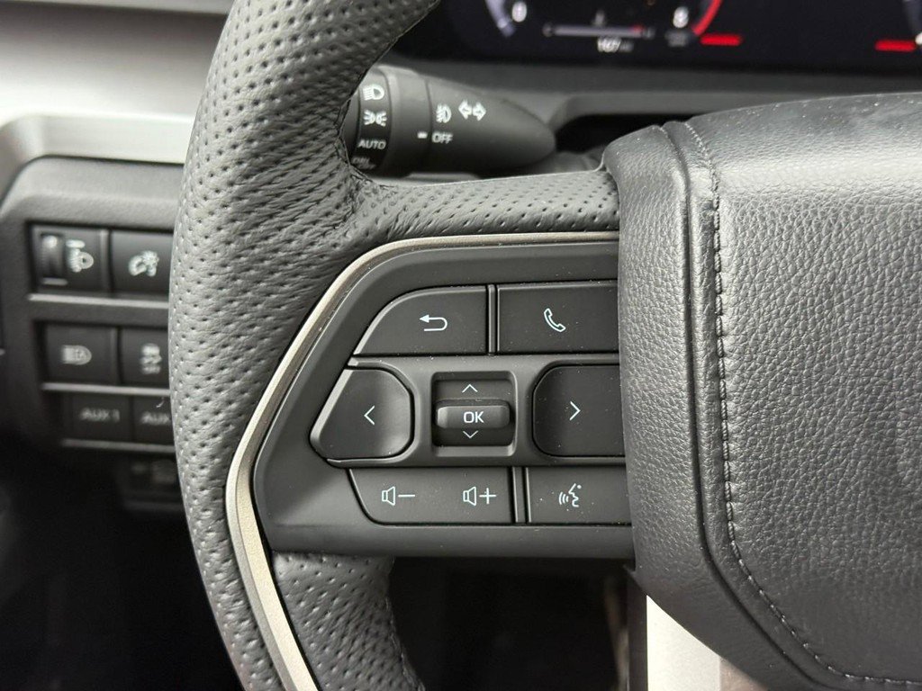 New 2025 Toyota Tacoma 4x4 Double Cab image 15