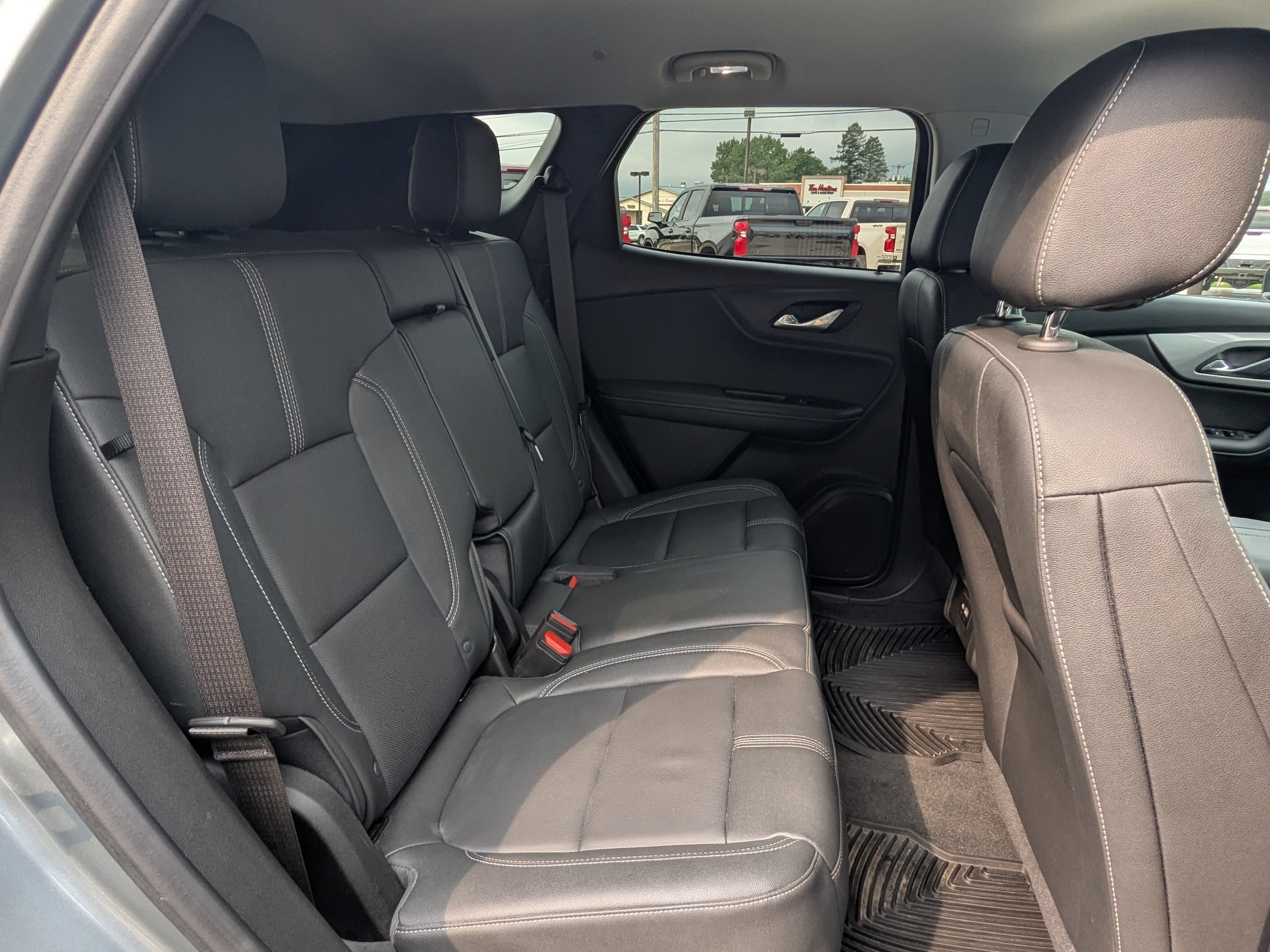 Used 2024 Chevrolet Blazer LT AWD/4WD image 11
