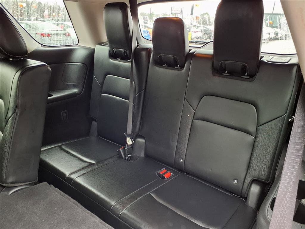 Used 2023 Nissan Pathfinder SL image 11