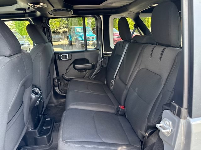 Used 2023 Jeep Wrangler Unlimited w/ Cold Weather Group AWD/4WD image 17