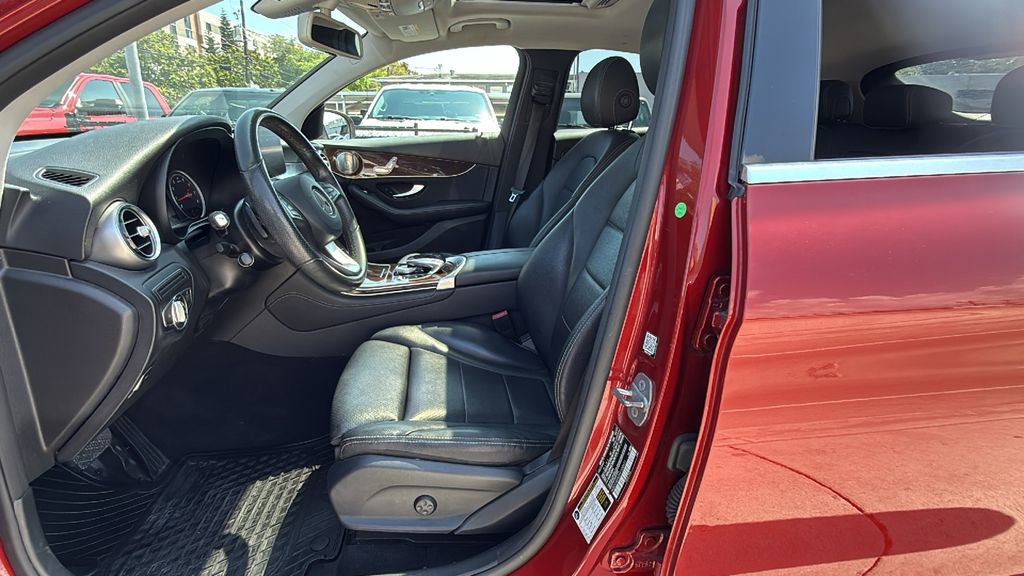 Used 2017 Mercedes-Benz GLC 300 GLC 300 Coupe image 24