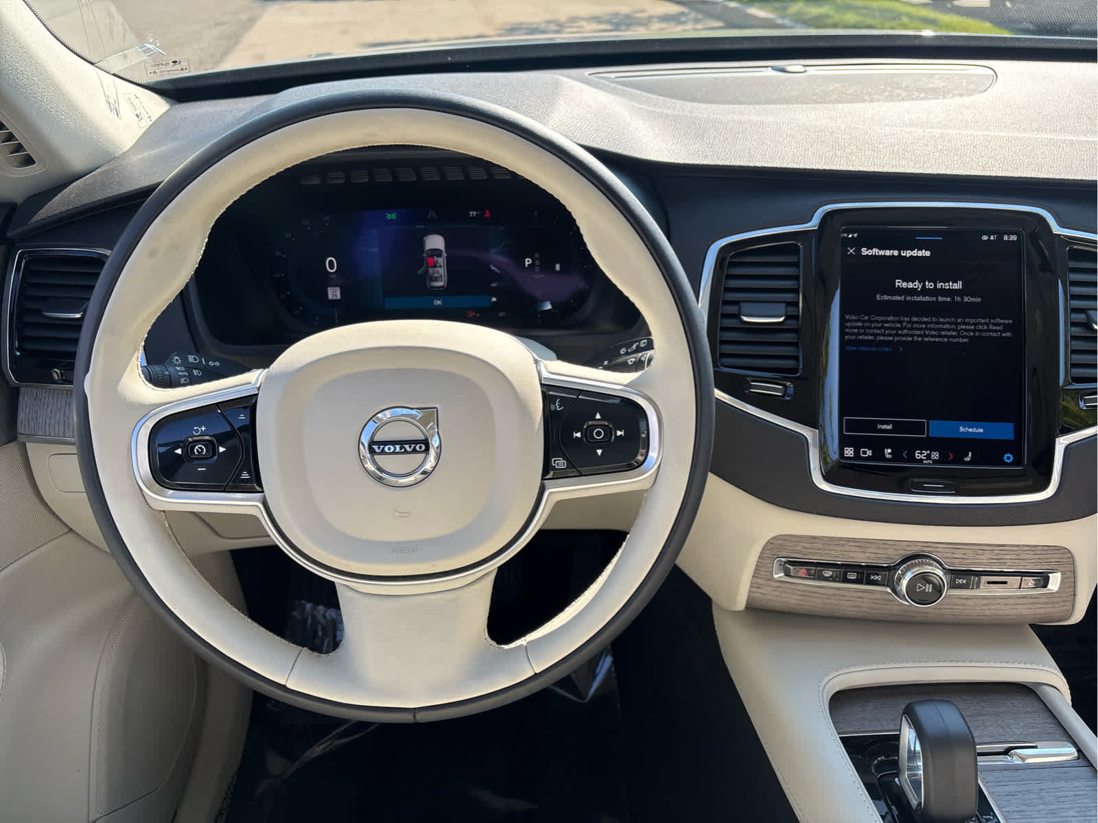 Used 2023 Volvo XC90 B6 Plus w/ Protection Package Premier AWD/4WD image 17