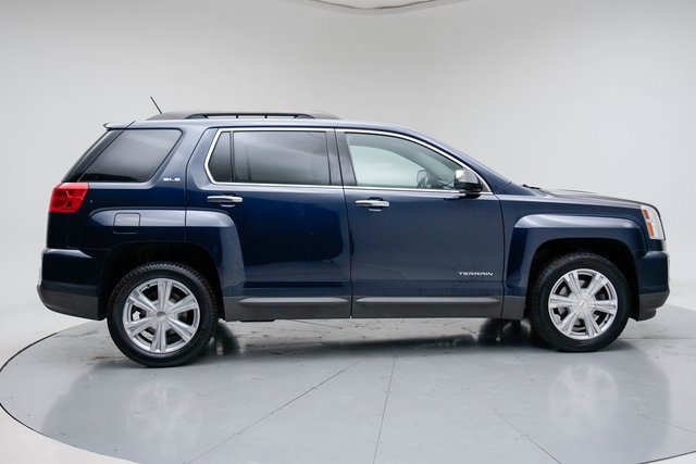 Used 2017 GMC Terrain SLE w/ Chrome Edition image 8