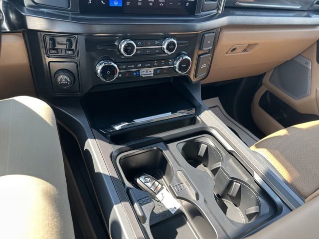 New 2026 Ford F350 Lariat image 40