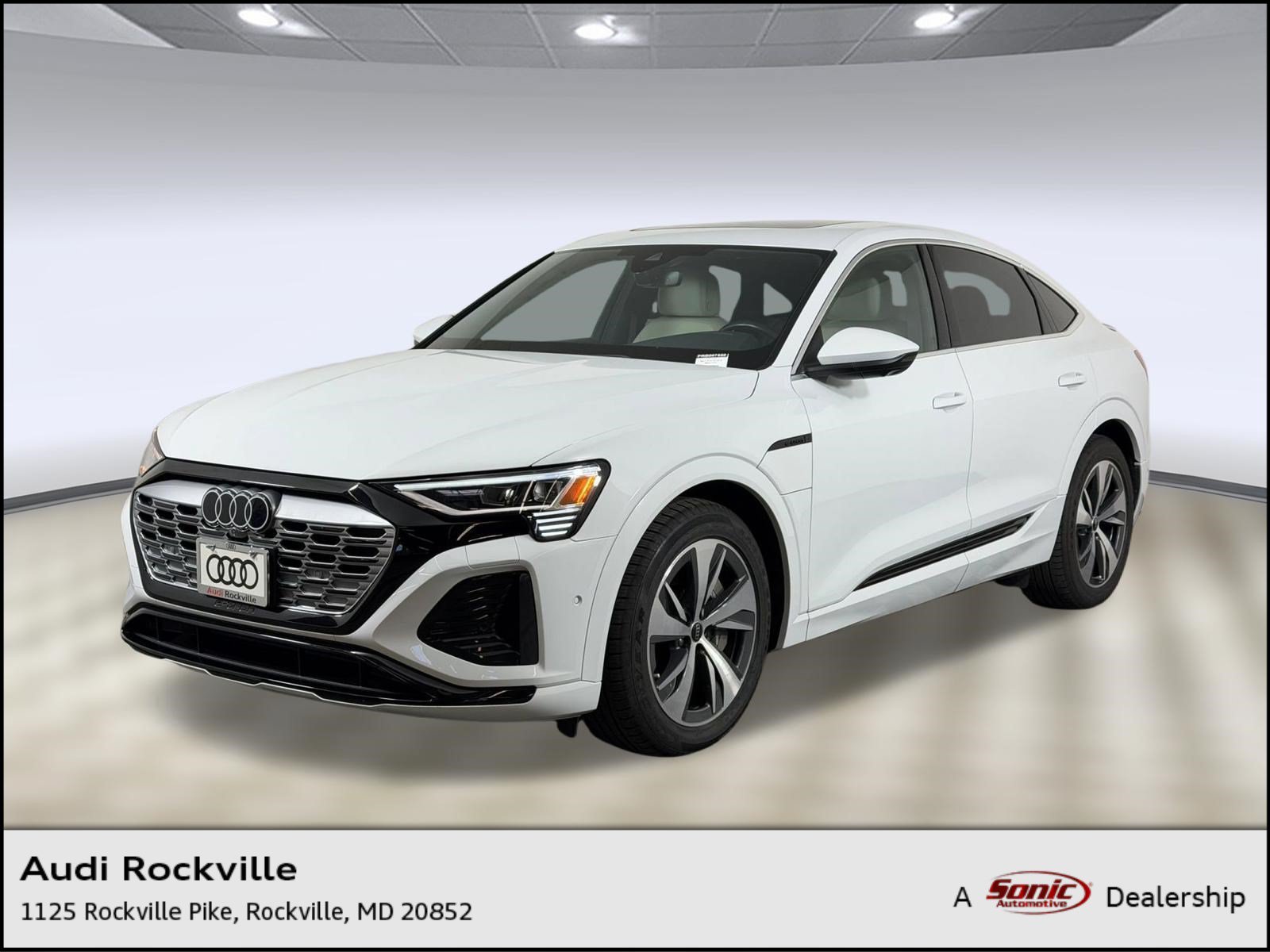 Used 2024 Audi Q8 e-tron Premium Plus w/ Premium Plus Package