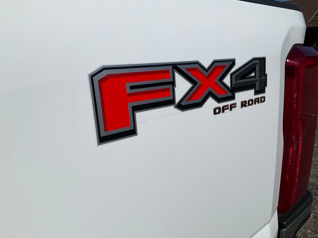 Used 2024 Ford F250 XL w/ FX4 Off-Road Package image 16