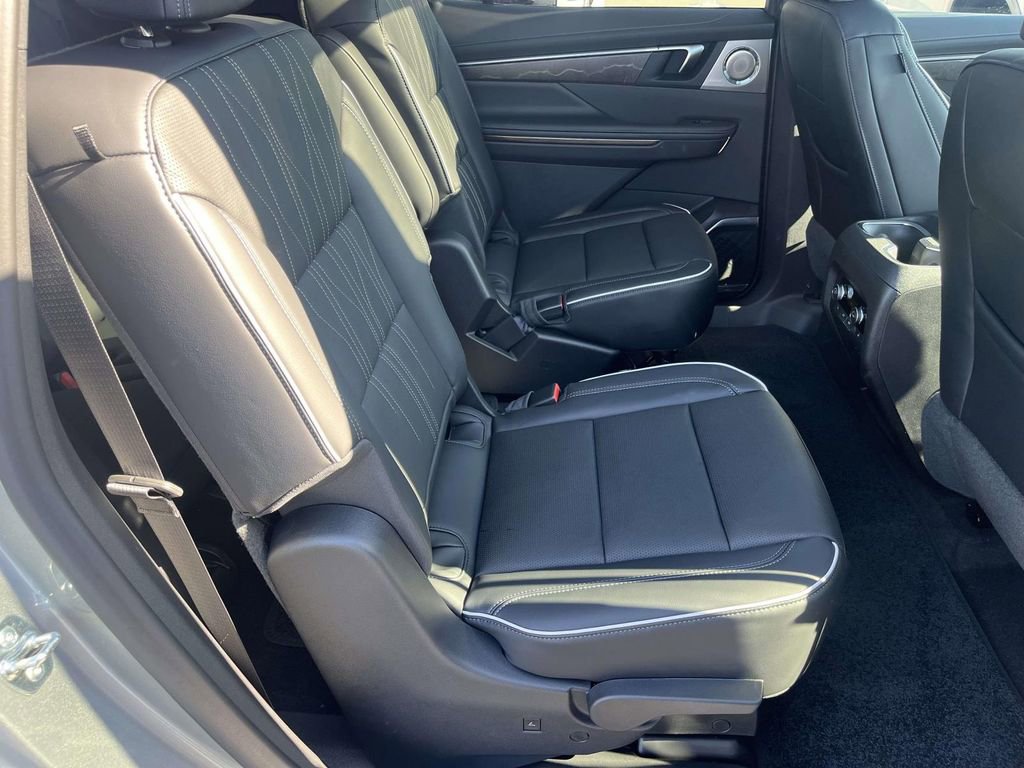 New 2026 Buick Enclave Avenir w/ Super Cruise Package image 13