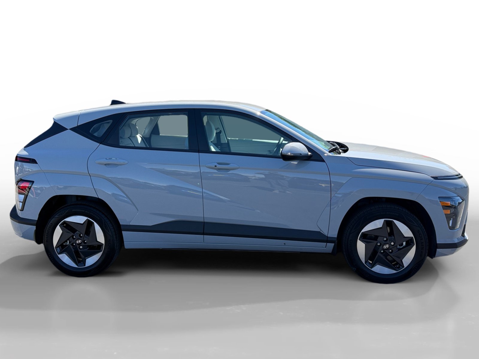Certified 2025 Hyundai Kona SE FWD image 6