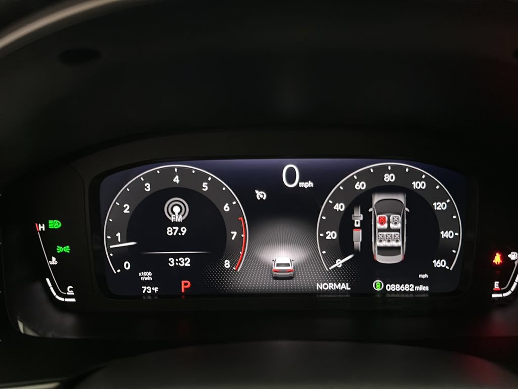Used 2023 Honda Civic Touring image 27