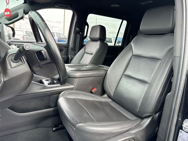 Used 2023 Chevrolet Suburban LT RWD image 11