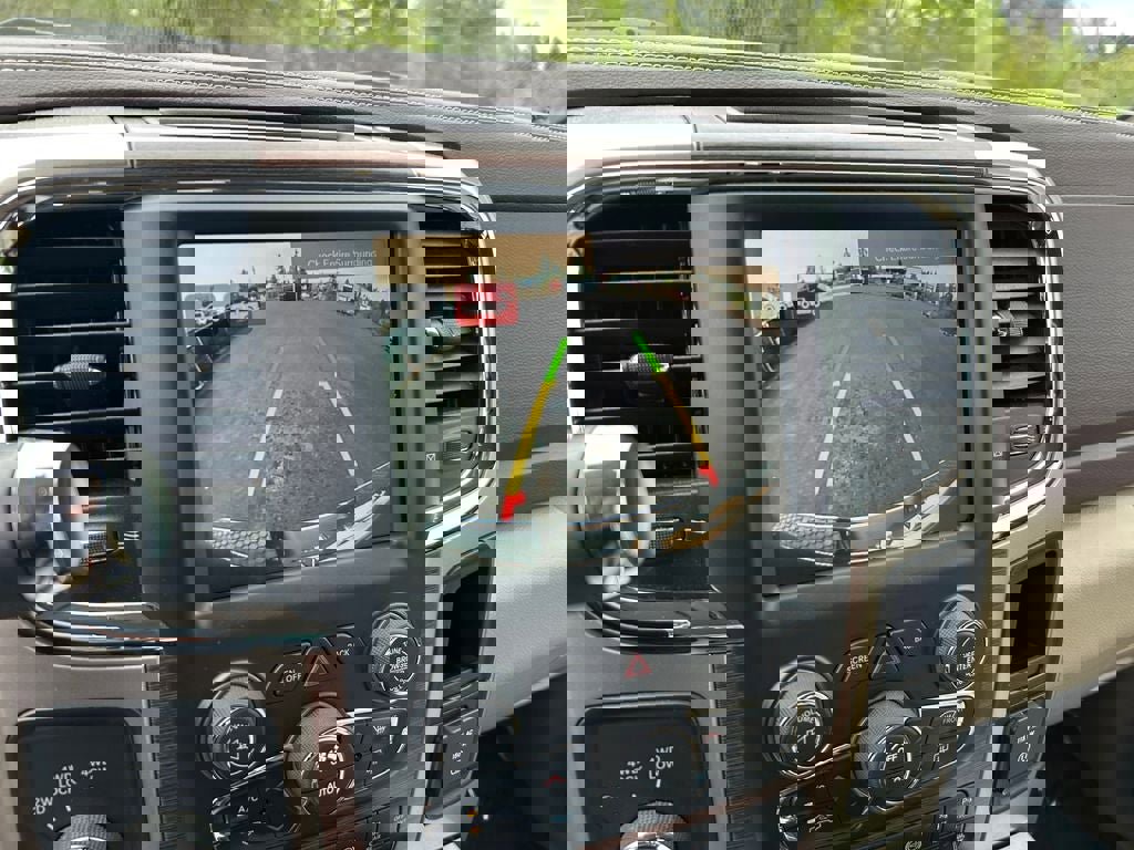 Used 2016 RAM 3500 Laramie AWD/4WD image 17