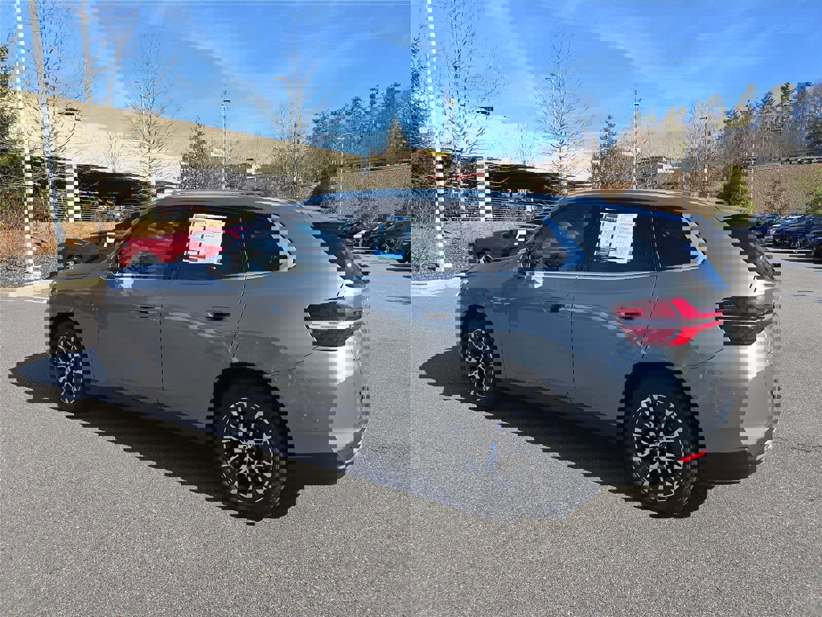 Used 2025 BMW X3 xDrive30i w/ Convenience Package image 7