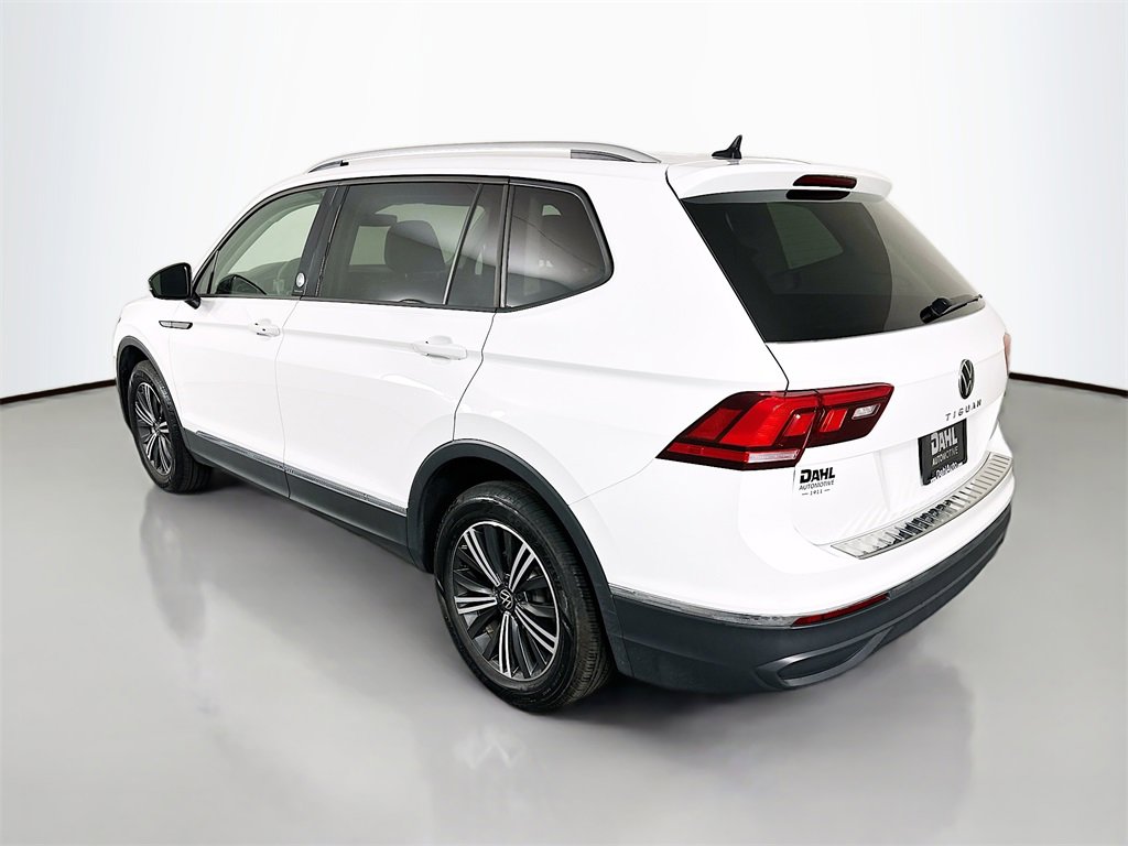 Used 2024 Volkswagen Tiguan Wolfsburg Edition image 9