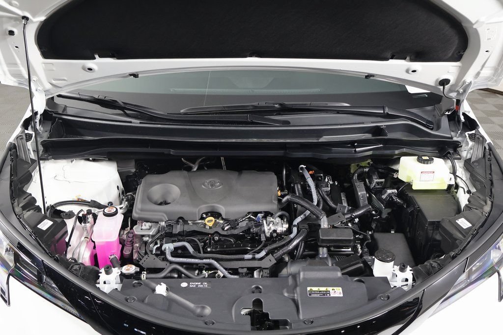 New 2026 Toyota Sienna XSE FWD image 10