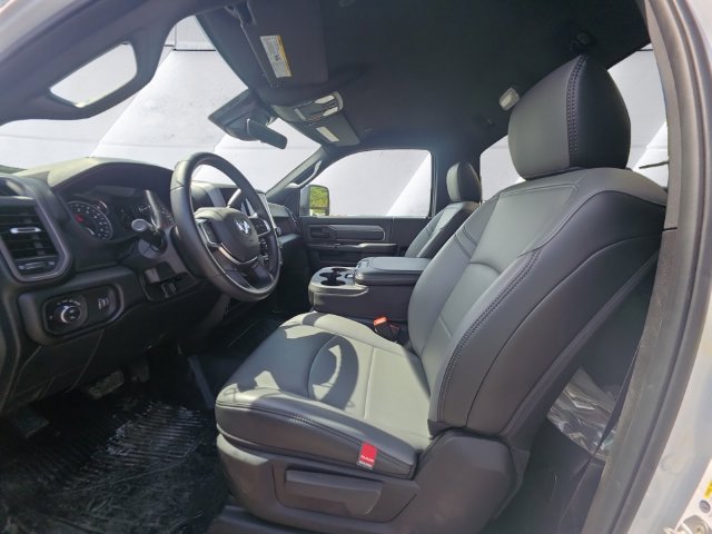 New 2026 RAM 3500 Tradesman AWD/4WD image 10