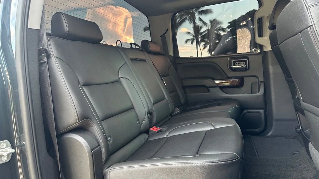 Used 2018 GMC Sierra 1500 SLT w/ SLT Premium Package image 12