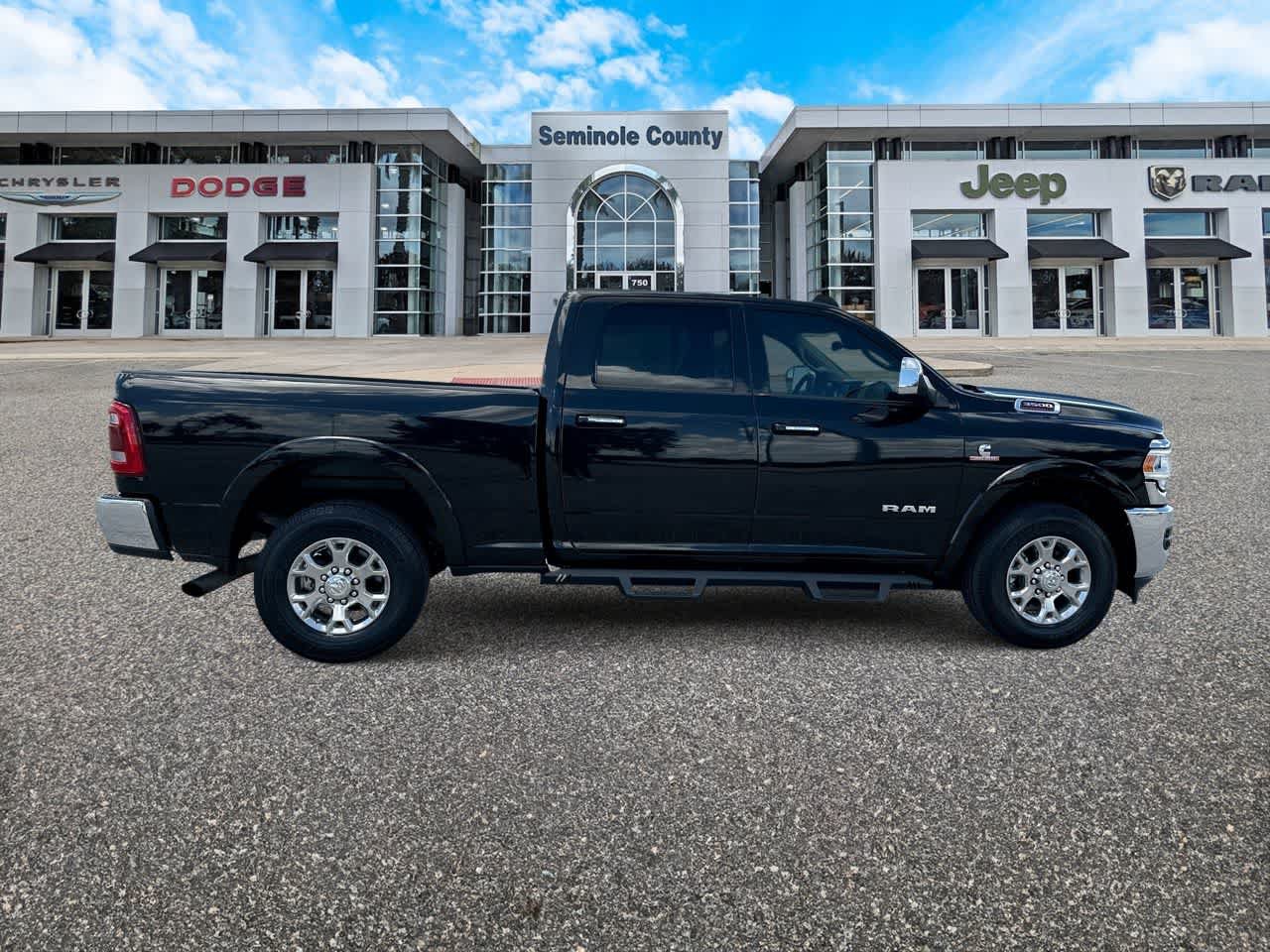 Certified 2022 RAM 3500 Laramie RWD image 9