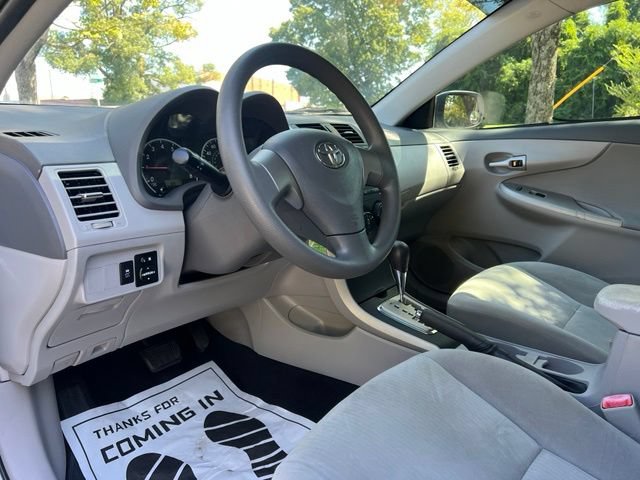Used 2010 Toyota Corolla LE w/ All Weather Guard Pkg FWD image 10