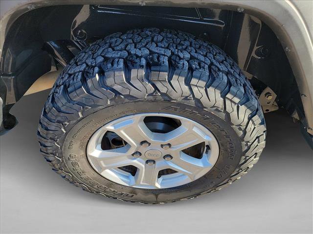 Used 2018 Jeep Wrangler Unlimited Sport S image 11