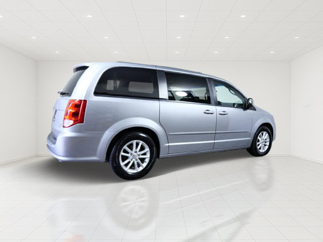 Used 2016 Dodge Grand Caravan SXT FWD image 6
