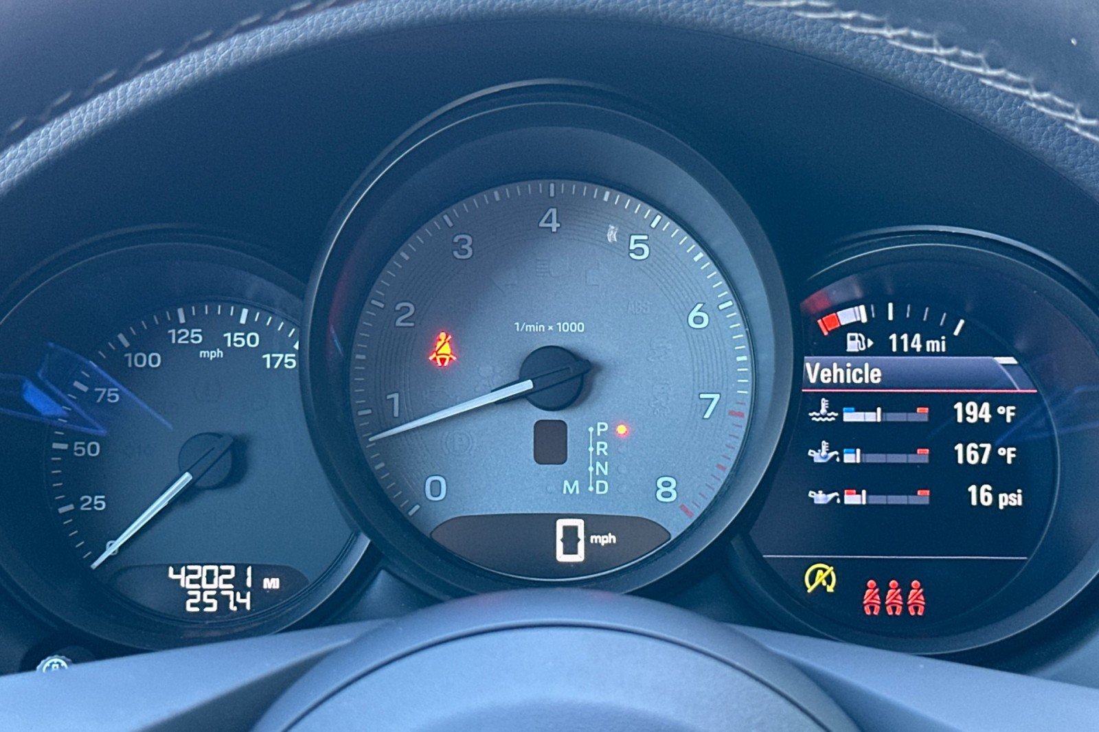 Certified 2023 Porsche Macan S AWD/4WD image 25