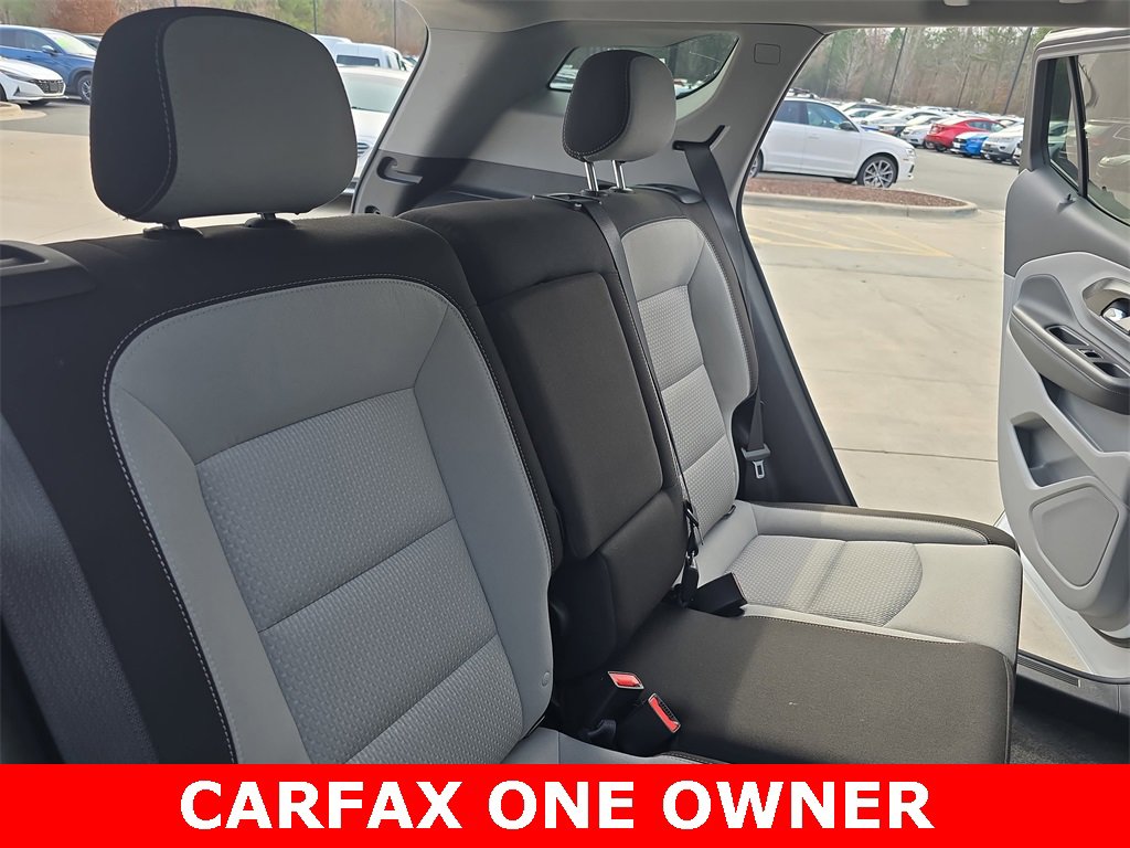 Used 2024 GMC Terrain SLE image 11